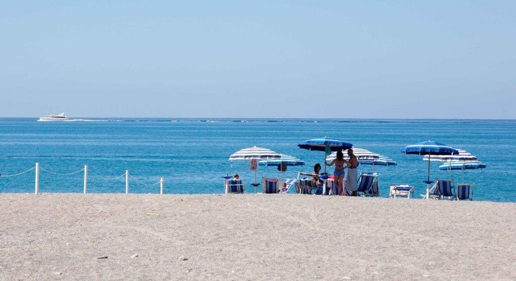 Villaggio Holiday Beach Diamante Exterior photo